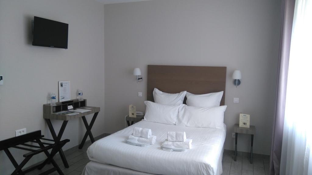Le Poseidon Hotel La Seyne-sur-Mer Bagian luar foto