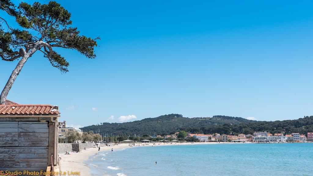 Le Poseidon Hotel La Seyne-sur-Mer Bagian luar foto