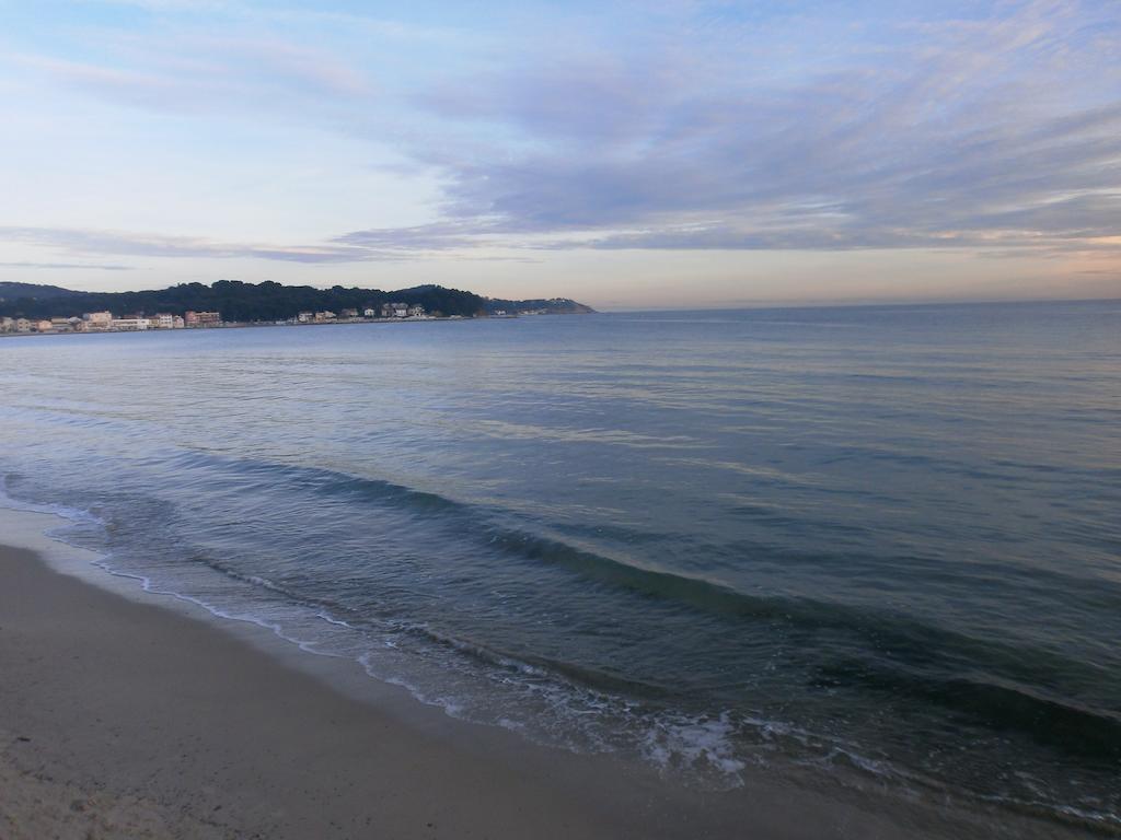 Le Poseidon Hotel La Seyne-sur-Mer Bagian luar foto