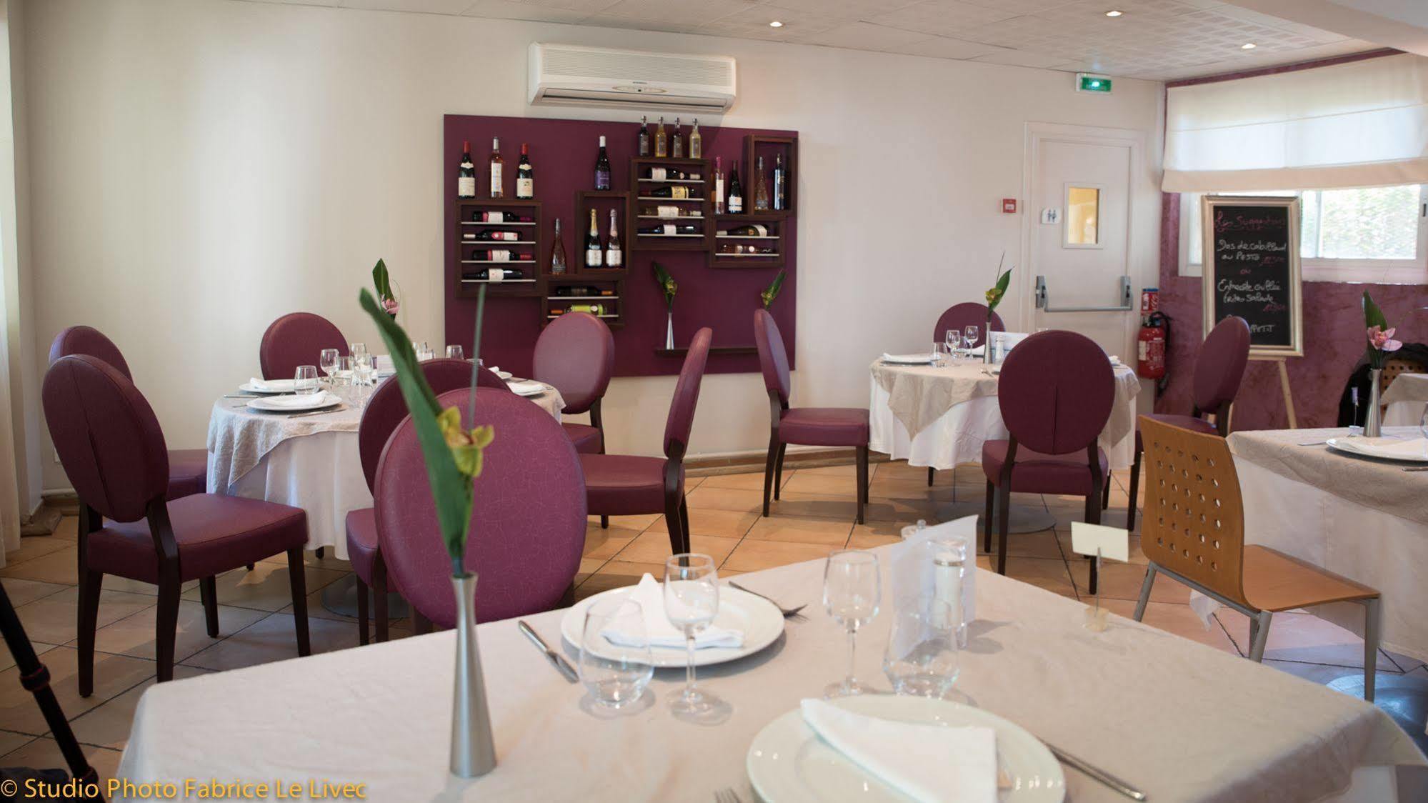 Le Poseidon Hotel La Seyne-sur-Mer Bagian luar foto